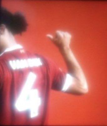 VVD to Liverpool as the new number 4 ????